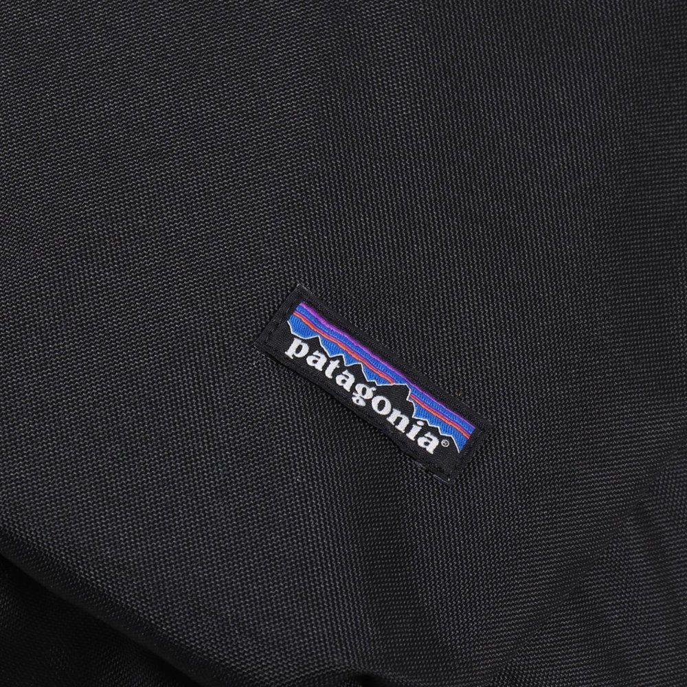 Patagonia Arbor Linked Pack 25L Men's BackPack in Black Rucksack - Picture 7 of 15